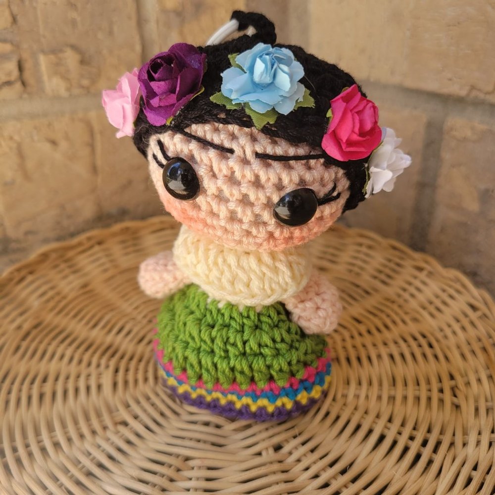Amigurumi Frida khalo, Frida doll, Amigurumi doll, frida kahlo